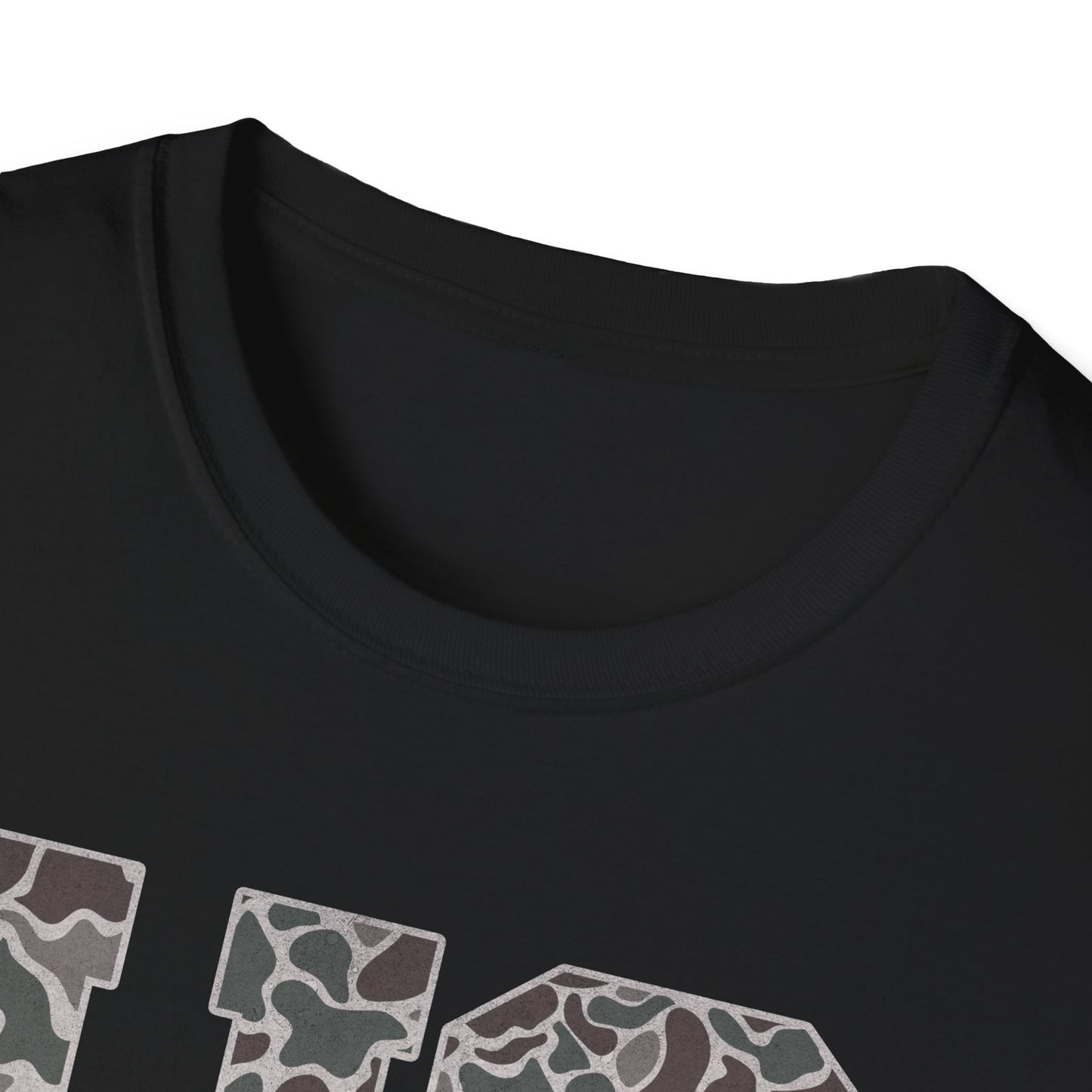 Old School Camo Distressed - Unisex Softstyle T-Shirt